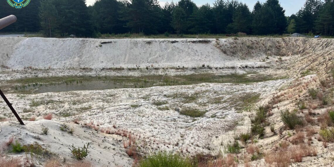 За участі Екоінспекції завершено досудове розслідування у справі незаконного видобутку піску зі збитками довкіллю понад 2,5 млрд грн