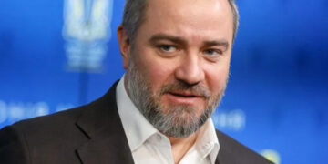 Експрезидента УАФ, який втік з України, оголосять у міжнародний розшук