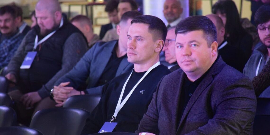 Майбутнє країни починається з чесної відповіді на просте запитання: хто ми є і чого насправді хочемо