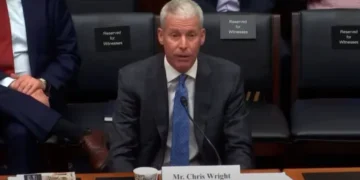 США не планують відмовлятися від санкцій проти росії – міністр енергетики Райт