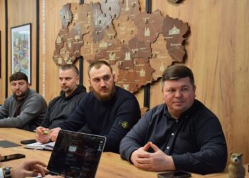 У Міністерстві молоді та спорту України відбулася робоча зустріч керівництва Подільської РДА з директором ДУ «Агенція масового спорту» Андрієм Ребриною.