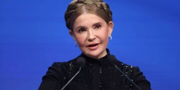 «Батьківщина» розпочинає всеукраїнський збір підписів під петицією до президента про збільшення мінімальної пенсії