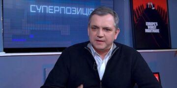 Нардеп від забороненої проросійської партії захищає міську владу Коростеня за бездіяльність після атаки рф