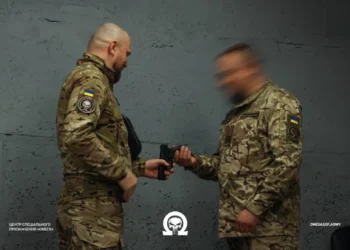 Сталь та честь: генерал-майор Павло Яцюк вручив нагороди бійцям спецпідрозділу “Омега”