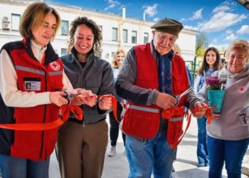 Новий простір милосердя: на Подолі відкрили оновлений офіс Товариства Червоного Хреста