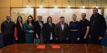 Поділ стає платформою для розвитку жіночого лідерства: Подільська РДА підписала Меморандум про співпрацю з ГО «Жінки за зміни»