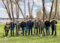 Сьогодні у Печерському районі міста Києва, в Наводницькому парку, висадили 27 дубів Шевченка