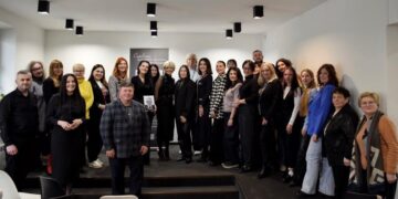 Любов як soft power: на Подолі презентували нову збірку Наталії Манойло