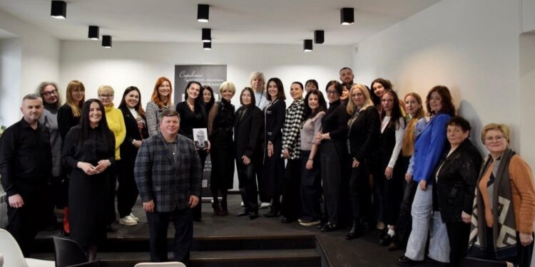 Любов як soft power: на Подолі презентували нову збірку Наталії Манойло