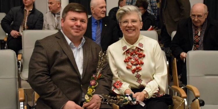 Коріння, що тримає небо: Вербна неділя та лемківська «бесіда» у серці Києва