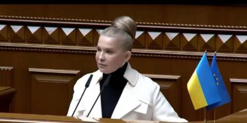 Європарламент після репресій проти Тимошенко закликав українську владу утриматися від політично вмотивованих переслідувань представників опозиції
