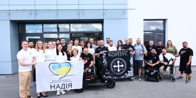 Місія — рятувати життя: Християнський корпус, БФ молодіжної ініціативи «Надія» та Валерій Дубіль підтримали ветеранів у Дніпрі