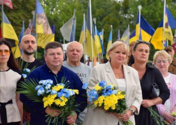 У Подільському районі Києва вшанували пам’ять українців, які загинули в російському полоні
