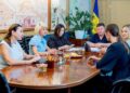 У Подільському районі Києва провели просвітницький захід «Правосвідомість»: мешканців консультували щодо захисту житла, державних програм і цифрових сервісів